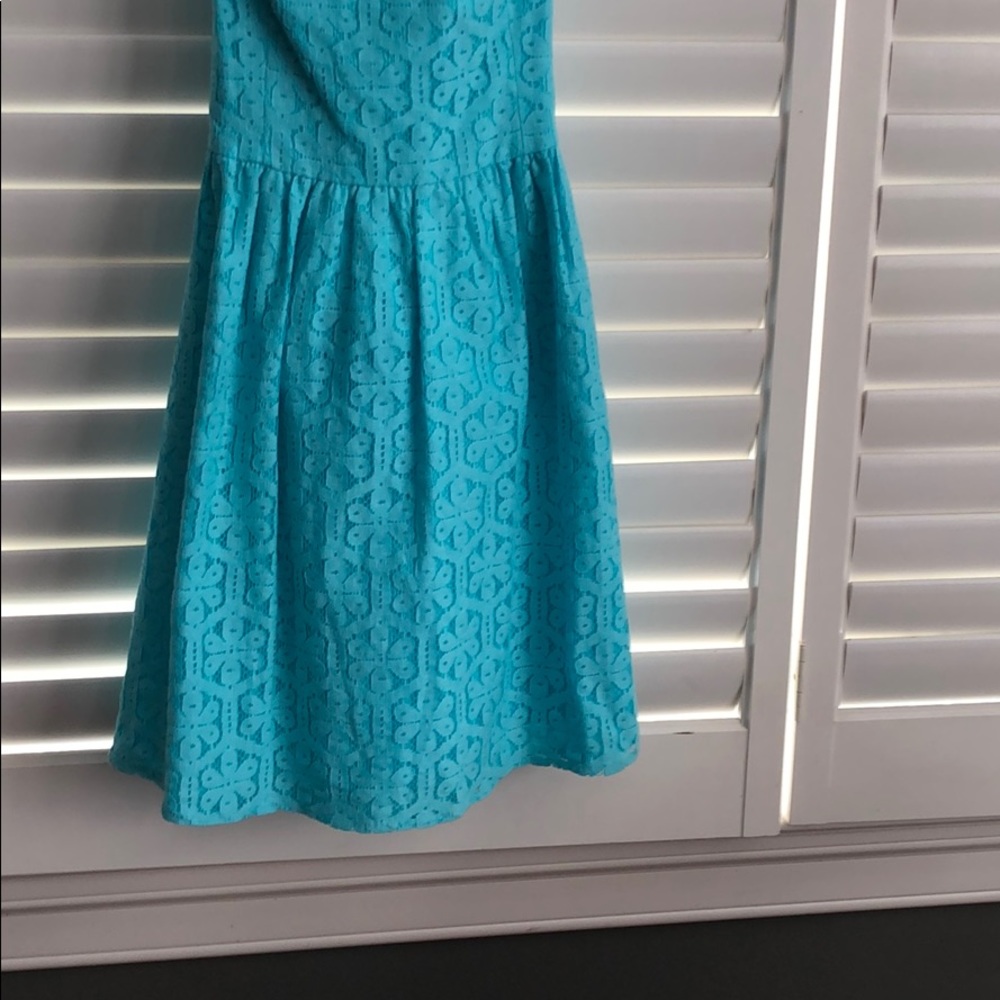 Dress - Picture 2 of 4